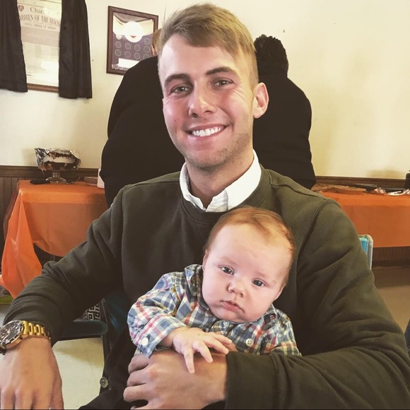 Meet your Posher, Trent - Picture 3 of 4